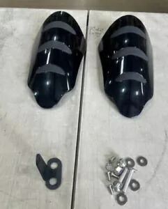 OS&D アドバンブラック ブラックテンペスト ハンドガード ハーレーツーリング&ソフテイル用 OS&D Advanblack Black Tempest HAND GUARD FOR HARLEY TOURING & SOFTAILS 【並行輸入品】