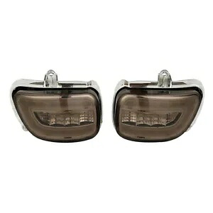 フロント LED ターンシグナルライト ホンダ ゴールドウィング GL1800 2001-2017 F6B 2013-17 に適合 Front LED Turn Signals Light Fit for Honda Goldwing GL1800 2001-2017 F6B 2013-17 【並行輸入品】