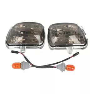 スモークフロントサイドターンシグナルライトホンダゴールドウィング GL1800 01-17 F6B 13-15 US Smoke Front Side Turn Signal Lights For Honda Goldwing GL1800 01-17 F6B 13-15 US 【並行輸入品】