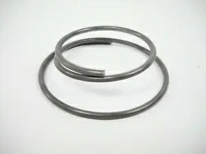 スタータークラッチスプリングハーレー 4 スピードトランスミッション 33391-36 71510 Starter Clutch Spring For Harley 4 Speed Transmission 33391-36 71510 【並行輸入品】