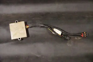 電圧レギュレータ 0630-366 OEM - 2018 ARCTIC CAT M8000 MOUNTAIN CAT ALPHA ONE Voltage Regulator 0630-366 OEM - 2018 ARCTIC CAT M8000 MOUNTAIN CAT ALPHA ONE 【並行輸入品】