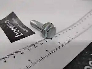 MAHINDRA XUV500 第 1 世代、第 2 世代、第 2 世代 F/L 用ボルト - SF0102116 Bolt for MAHINDRA XUV500 1ST GEN, 2ND GEN, 2ND GEN F/L - SF0102116 【並行輸入品】