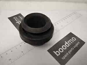 MARUTI EECO、EECO用サスペンションストラットマウント - 41721M78L00 - MARUTI SUZUKI Suspension Strut Mounting for MARUTI EECO, EECO - 41721M78L00 - MARUTI SUZUKI 【並行輸入品】