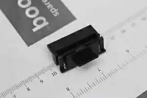 MARUTI SWIFT 第 1 世代、SWIFT DZIRE 第 1 世代用クリップ - 77151M75J00 - MARUTI SUZUKI Clip for MARUTI SWIFT 1ST GEN, SWIFT DZIRE 1ST GEN - 77151M75J00 - MARUTI SUZUKI 【並行輸入品】