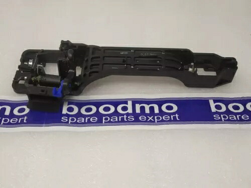 MAHINDRA KUV 100、KUV 100、KUV 100 F/L 用ブラケット - 0114DAZ00181N Bracket for MAHINDRA KUV 100, KUV 100, KUV 100 F/L - 0114DAZ00181N 【並行輸入品】