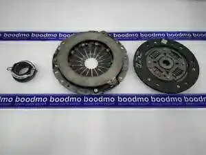 クラッチキット MARUTI OMNI 第 1 世代、OMNI 第 2 世代、OMNI 第 3 世代用 - 99000M24120-859 Clutch Kit for MARUTI OMNI 1ST GEN, OMNI 2ND GEN, OMNI 3RD GEN - 99000M24120-859 【並行輸入品】