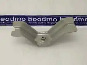 マルチスティングレー、ワゴンR 2代目、ワゴンR 2代目F/L用ブラケット - 61512M67L00 Bracket for MARUTI STINGRAY, WAGON R 2ND GEN, WAGON R 2ND GEN F/L - 61512M67L00 【並行輸入品】