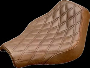 Saddlemen 18-19 ハーレー FXBB レネゲード LS ソロシート (スタンダード) (ブラウン) Saddlemen 18-19 Harley FXBB Renegade LS Solo Seat (Standard) (Brown) 【並行輸入品】