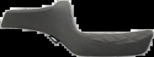 ドラッグスペシャリティーズ 0804-0732 プレデター ダブル ダイヤモンド 2アップ シート 82+ XL XR用 Drag Specialties 0804-0732 Predator Double Diamond 2-Up Seat for 82+ XL XR 【並行輸入品】