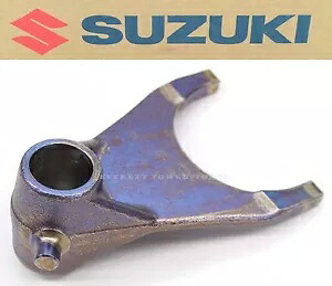 新品本物 スズキ ギアシフトフォーク No.1 1999-2007 ハヤブサ GSX1300R OEM #Y161 New Genuine Suzuki Gear Shift Fork No. 1 1999-2007 Hayabusa GSX1300R OEM #Y161 【並行輸入品】 42,900円