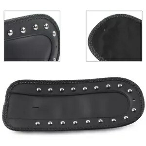 リアフェンダーよだれかけスタッドソロシートブラックハーレーダイナストリートボブスーパーグライドFXD用 Rear Fender Bib Studs Solo Seat Black For Harley Dyna Street Bob Super Glide FXD 【並行輸入品】