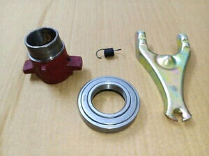 OEM 品質のクラッチ レリーズ ベアリング & キャリア 41-71 ウィリー用 4-134 G-503 OEM Quality Clutch Release Bearing & Carrier For 41-71 WILLYS With 4-134 G-503 【並行輸入品】