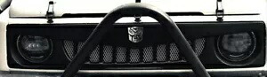Asiatick フロントショールースターグリル (ブラック) スズキ サムライ用 Asiatick Front Show Rooster Grille for (Black) for Suzuki Samurai 【並行輸入品】