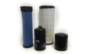 マヒンドラ トラクター ギア 2540 2545 用フィルター 4 個パック FILTER PACK OF 4 FOR MAHINDRA TRACTOR GEAR 2540 2545 【並行輸入品】