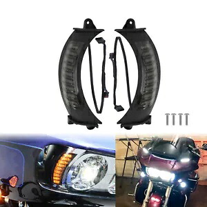 ブラック LED サイドマーカーランプターンシグナルライトハーレーロードグライド 15-2023 に適合 Black LED Side Marker Lamp Turn Singals Light Fits For Harley Road Glide 15-2023 【並行輸入品】