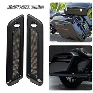ブラックサドルバッグヒンジラッチカバーハーレーツーリングロードキンググライド2014-2023用 Black Saddlebag Hinge Latch Covers For Harley Touring Road King Glide 2014-2023 【並行輸入品】