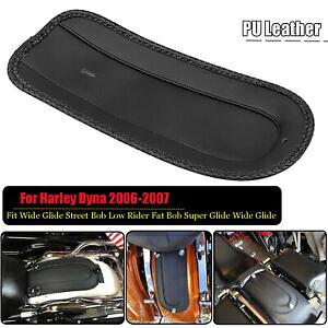 リアフェンダーよだれかけソロシートレザーハーレーダイナ FXDB FXDWG FXDL FXDF FLD FXD Rear Fender Bib Solo Seat Leather For Harley Dyna FXDB FXDWG FXDL FXDF FLD FXD 【並行輸入品】