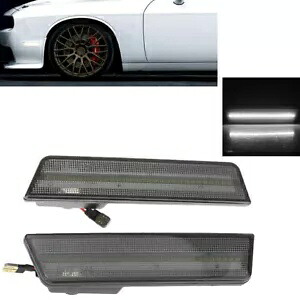 2 個フロントスモーク & クリアサイドマーカー LED ライトダッジチャレンジャー 2008-2014 DN 2PCS Front Smoked&Clear Side Marker LED Light For Dodge Challenger 2008-2014 DN 【並行輸入品】