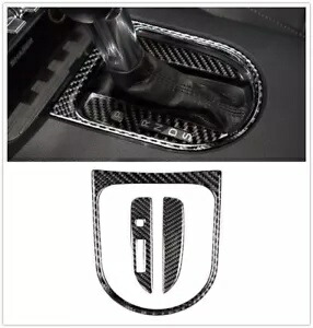カーボンファイバーインテリアギアシフトボックスパネルカバートリムフォードマスタング 2015-2023 Carbon Fiber Interior Gear Shift Box Panel Cover Trim For Ford Mustang 2015-2023 【並行輸入品】