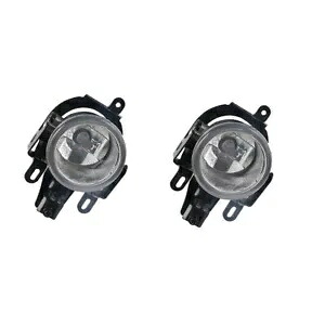 ペアフロント左右バンパーフォグランプライト三菱パジェロ V73 2003-06 Pair Front Left Right Bumper Fog Lamp Light For Mitsubishi Pajero V73 2003-06 【並行輸入品】