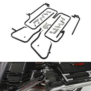 ブラックサドルバッグブラケットガードセットサポートバーハーレーツーリンググライド14-24 23用 Black Saddlebag Bracket Guard Set Support Bar For Harley Touring Glide 14-24 23 【並行輸入品】