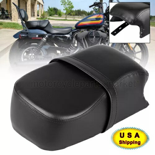 ソロシート ピリオンクッション 後部座席 ハーレー スポーツスター アイアン 883 XL1200NS用 Solo Seat Pillion Cushion Rear Passenger For Harley Sportster Iron 883 XL1200NS 【並行輸入品】