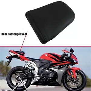 後部助手席ピリオンシートホンダ CBR 600RR 03-06 CBR1000RR 1000RR 04-07 Rear Passenger Pillion Seat Fit For Honda CBR 600RR 03-06 CBR1000RR 1000RR 04-07 【並行輸入品】