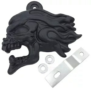 ブラック アルミニウム ホーン カバー フレーム スカル スタイル 1992 年以降のハーレー カウベル & V-ROD\'S 用 Black Aluminum Horn Cover Flame Skull Style For 1992+ Harley Cowbell & V-ROD\'S 【並行輸入品】
