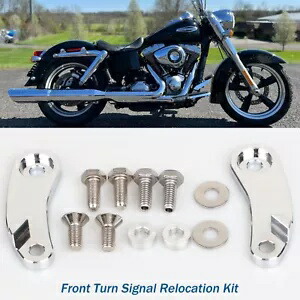 ハーレーソフテイルスプリンガーEFI FXSTSI FXSTS用クロームフロントターンシグナル再配置 Chrome Front Turn Signal Relocation For Harley Softail Springer EFI FXSTSI FXSTS 【並行輸入品】