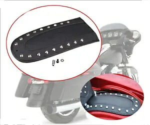ブラックリアフェンダーよだれかけカバーハーレーブレイクアウトローライダーファットボブFXFB FXFBSに適合 Black Rear Fender Bib Cover Fit For Harley Breakout Low Rider Fat Bob FXFB FXFBS 【並行輸入品】