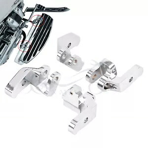 ハーレートライロードグライドカスタムFLTRX用クロームフロアボード再配置ブラケット Chrome Floor board Relocation Brackets For Harley Tri Road Glide Custom FLTRX 【並行輸入品】