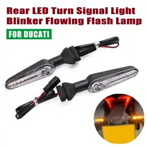 Ducati モンスター 937 950 リア LED ターンシグナルライトウインカー流れるフラッシュランプ For Ducati Monster 937 950 Rear LED Turn Signal Light Blinker Flowing Flash Lamp 【並行輸入品】