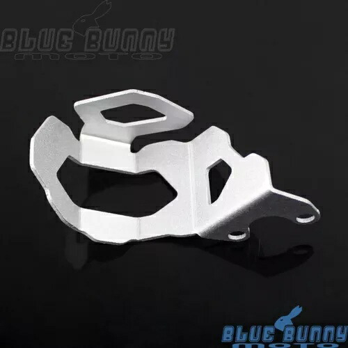 アルミシルバーフロントブレーキリザーバーガードカバー BMW F800GS F700GS 2013-17 Aluminum Silver Front Brake Reservoir Guard Cover For BMW F800GS F700GS 2013-17 【並行輸入品】