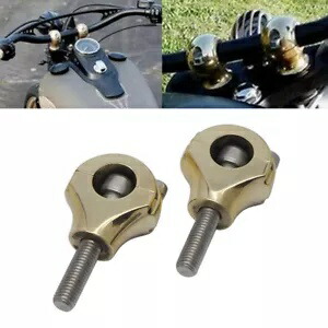 ペア真鍮フロントハンドルバーライザークランプカスタムハーレーチョッパーボバー 1 インチバー用 Pair Brass Front Handlebar Riser Clamp Custom For Harley Chopper Bobber 1'' Bar 【並行輸入品】