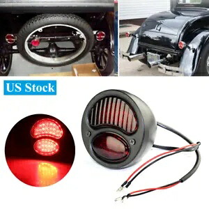 1Pc ブラックシェル LED リアレッドテールライトブレーキランプ 28-31 フォードモデル A ボバー用 1Pc Black Shell LED Rear Red Tail Light Brake Lamp For 28-31 Ford Model A Bobber 【並行輸入品】