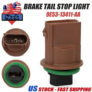 ブレーキ テールライト ソケット コネクタ 2010-12 フォード フュージョン テールライト 9E53-13411-AA Brake Tail Light Socket Connector For 2010-12 Ford Fusion Tailight 9E53-13411-AA 【並行輸入品】