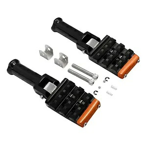 後部助手席フットペグ & ブラケット ハーレー ソフテイル ローライダー 2018-2023 19 に適合 Rear Passenger FootPegs & Bracket Fit For Harley Softail Low Rider 2018-2023 19 【並行輸入品】
