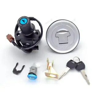 ホンダ CBR500R CB500F CB500X/XA 燃料ガスキャップ点火スイッチシートロックキー For Honda CBR500R CB500F CB500X/XA Fuel Gas Cap Ignition Switch Seat Lock Key 【並行輸入品】