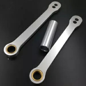 ホンダ CBR 600RR 2003-2006 CBR1000RR 2004-2007 F5 シルバー下降リンクリンク For Honda CBR 600RR 2003-2006 CBR1000RR 2004-2007 F5 Silver Lowering Links Link 【並行輸入品】