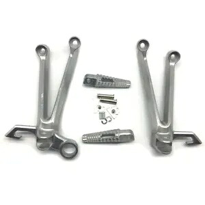 バイク後部乗客フットペグブラケットスズキ GSXR1000 2005-2006 シルバー Motorbike Rear Passenger Foot Pegs Bracket For Suzuki GSXR1000 2005-2006 Silver 【並行輸入品】