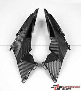 KTM 1290 Super Duke R ブラック 2022-2023 用カーボンファイバーサイドパネル Carbon Fiber Side Panels for KTM 1290 Super Duke R Black 2022-2023 【並行輸入品】