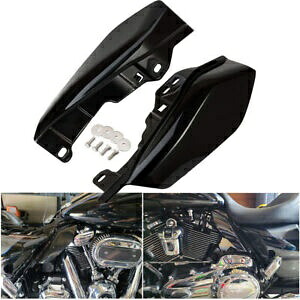 ミッドフレーム エアディフレクター ブラック ハーレー ストリート エレクトラグライド ロードキング ツーリング用 Mid Frame Air Deflectors Black for Harley Street Electra Glide Road King Touring 【並行輸入品】