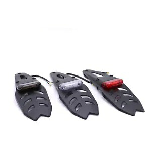 オートバイオフロードダートバイク LED リアフェンダーマッドガードランニングブレーキテールライト Motorcycle Off-road Dirt Bike LED Rear Fender Mudguard Running Brake Tail Light 【並行輸入品】