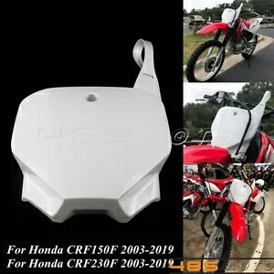 ホワイトフロントナンバープレートホンダ CRF150F CRF230F CRF 230F 150F 2003-2019 に適合 White Front Number Plate Fit for Honda CRF150F CRF230F CRF 230F 150F 2003-2019 【並行輸入品】