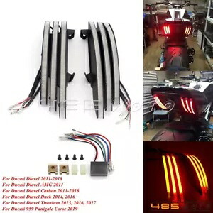 3 in 1 LED ブレーキターンシグナルテールライト Ducati Diavel 959 Panigale 2011-2018用 3 in 1 LED Brake Turn Signals Taillight For Ducati Diavel 959 Panigale 2011-2018 【並行輸入品】