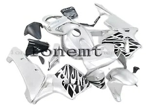 シルバー ブラック ABS インジェクションフェアリング 2005-2006 CBR 600 RR F5 ボディワークセットに適合 Silver Black ABS Injection Fairing Fit for 2005-2006 CBR 600 RR F5 Bodywork Set 【並行輸入品】