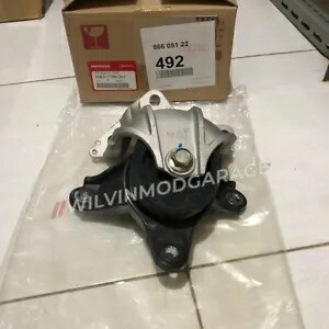 純正左エンジンマウント 2.4L ホンダ アコード 2013-2017 50870-T2M-Q01 タイ OEM Genuine Left Engine Mount 2.4L Honda Accord 2013-2017 50870-T2M-Q01 Thailand OEM 【並行輸入品】