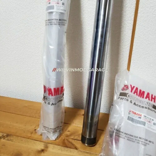 2 個純正フロントフォークインナーチューブ 2015-2018 ヤマハ MT-25 MT-03 1WD-F3110-00 OEM 2pcs Genuine Front Fork Inner Tube 2015-2018 Yamaha MT-25 MT-03 1WD-F3110-00 OEM 【並行輸入品】