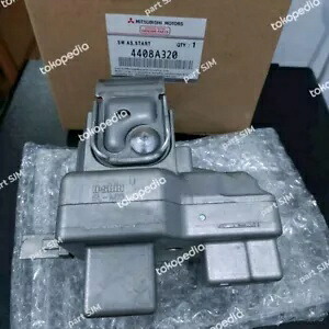 本物の三菱エンジン スタート スイッチ ENG 開始 4408A320 タイ OEM 部品 Genuine Mitsubishi Engine Start Switch ENG Starting 4408A320 Thailand OEM Part 【並行輸入品】
