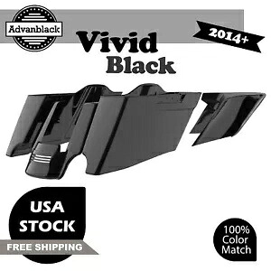 ハーレー 2014+ CVO テーパードストレッチ拡張サドルバッグ VIVID BLACK に適合 Fits Harley 2014+ CVO Tapered Stretched Extended Saddlebags VIVID BLACK 【並行輸入品】